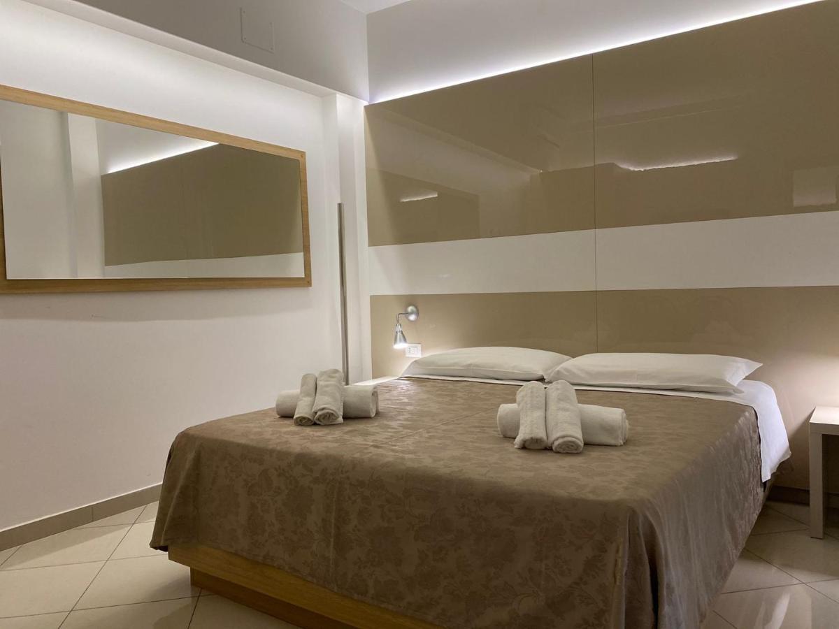 Perla Aparthotel 2*