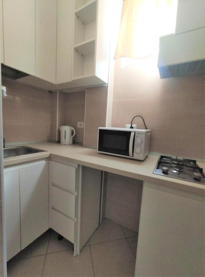 Perla Aparthotel 2*